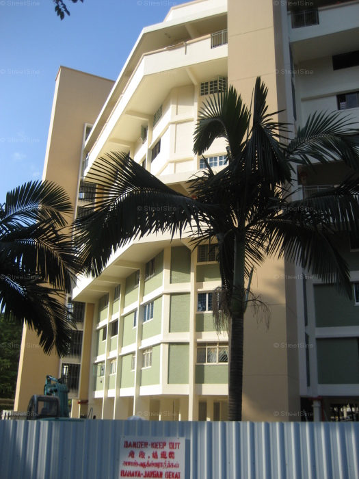 Serangoon Avenue 4 thumbnail photo